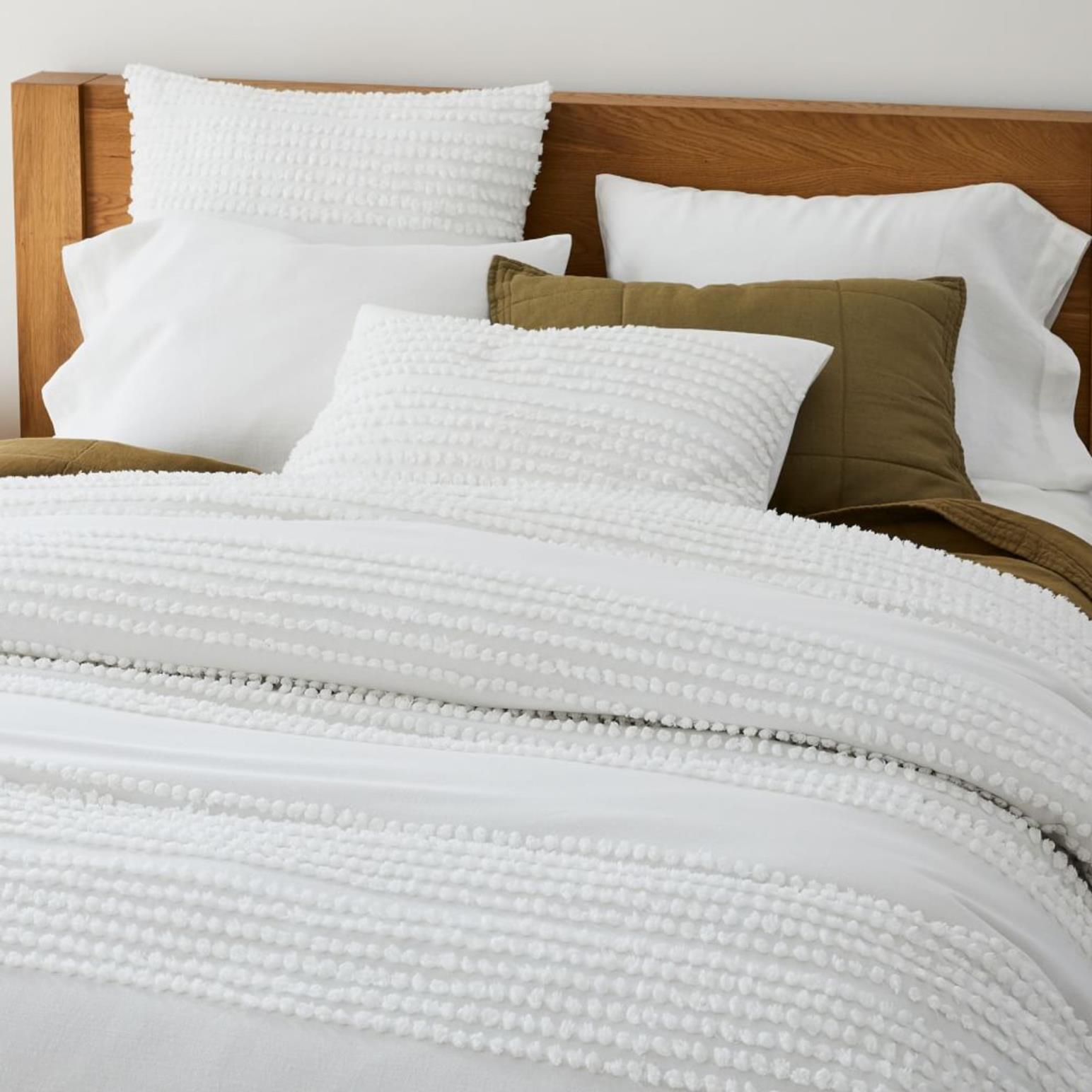 West Elm Candlewick Duvet Queen