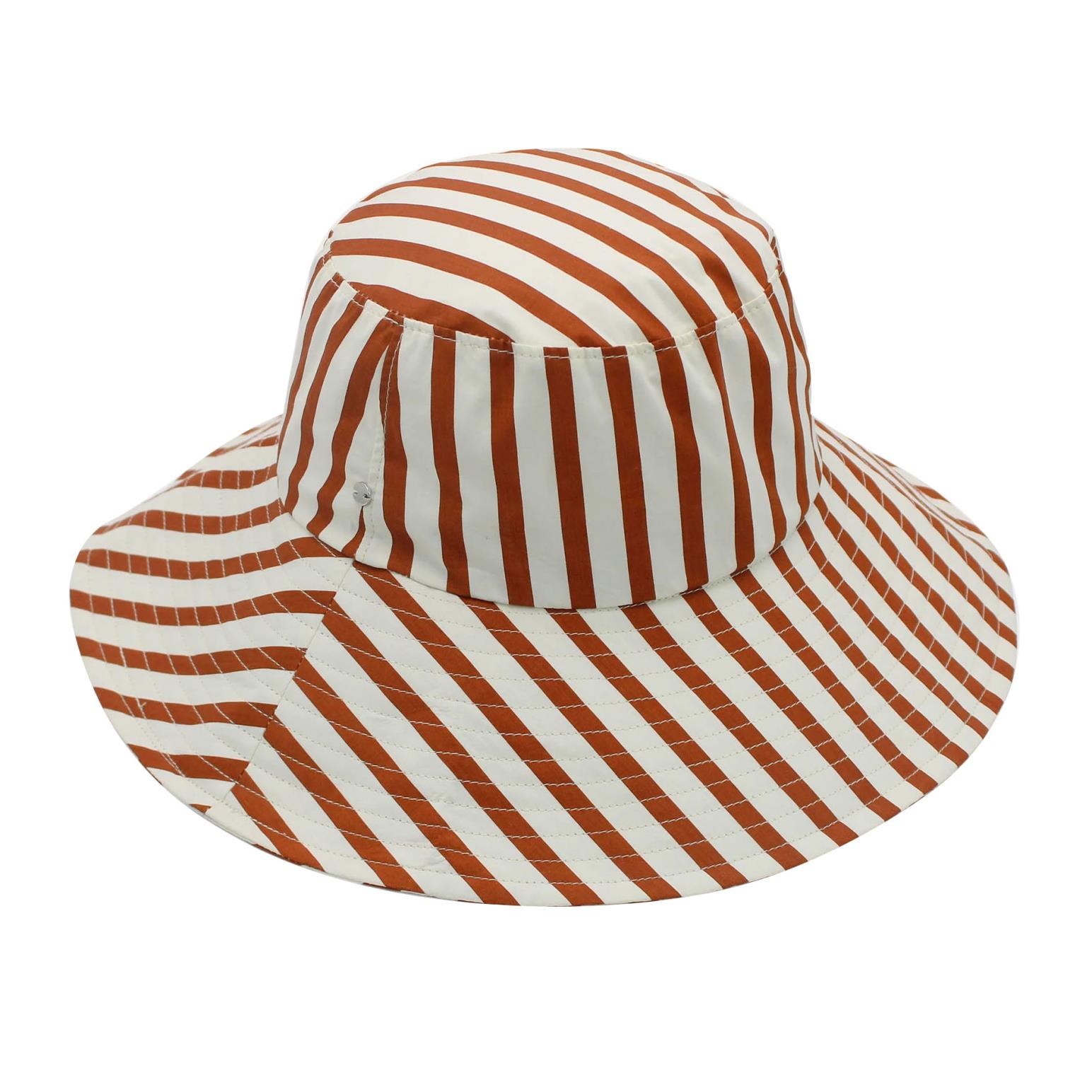 Ace Of Something Cove Bucket Hat