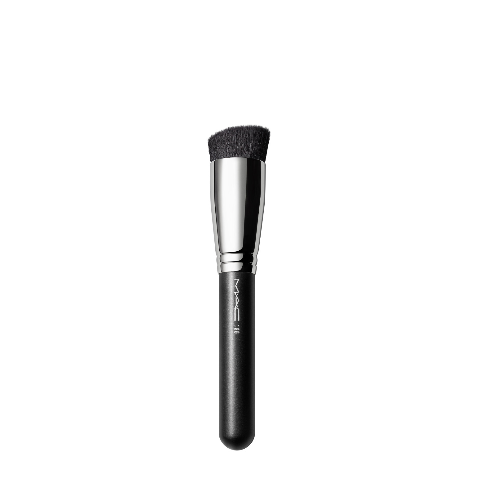 M.A.C Brush #196 Slanted Flat Top Foundation