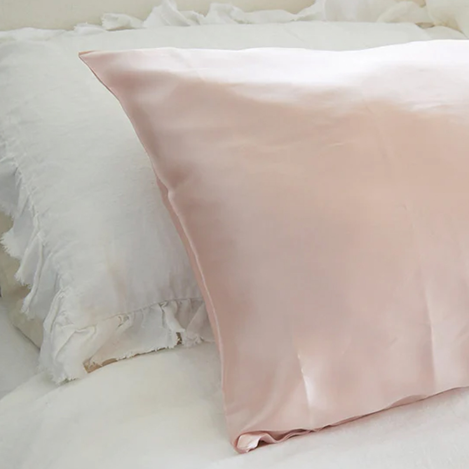 Home Lab 100% Pure Silk Pillowcase