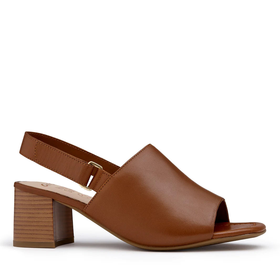 ara Brighton Sandals