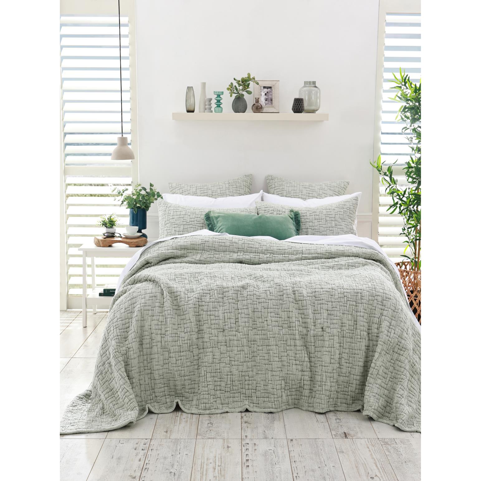 MM Linen Livie Bedspread Set