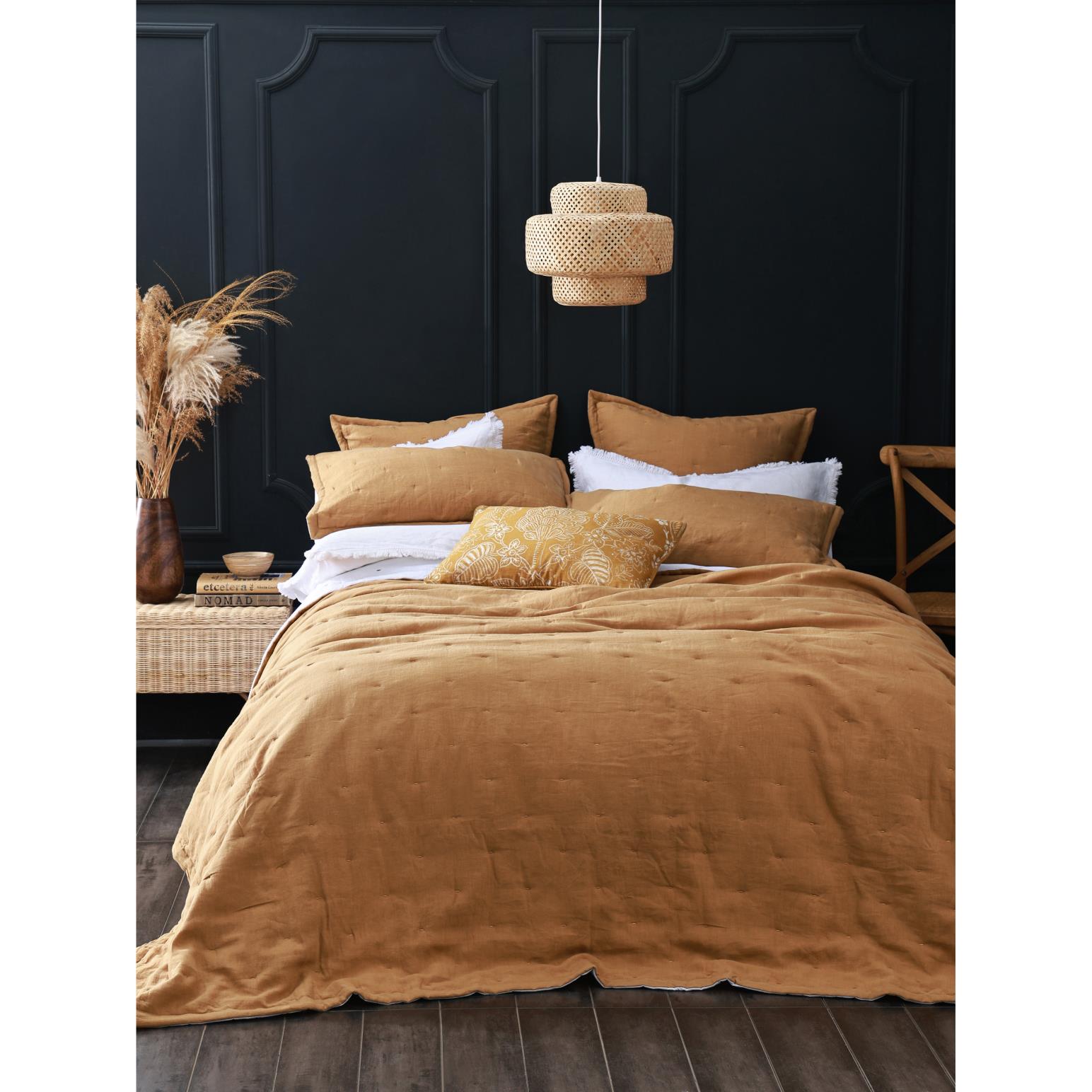 MM Linen Laundered Linen Bedspread Set